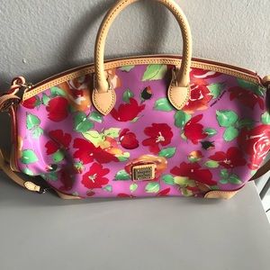 Dooney & Bourke bag